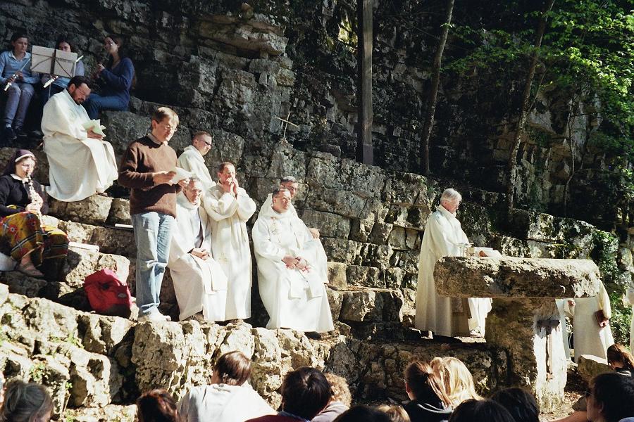 Messe célébrée par Mgr Descubes